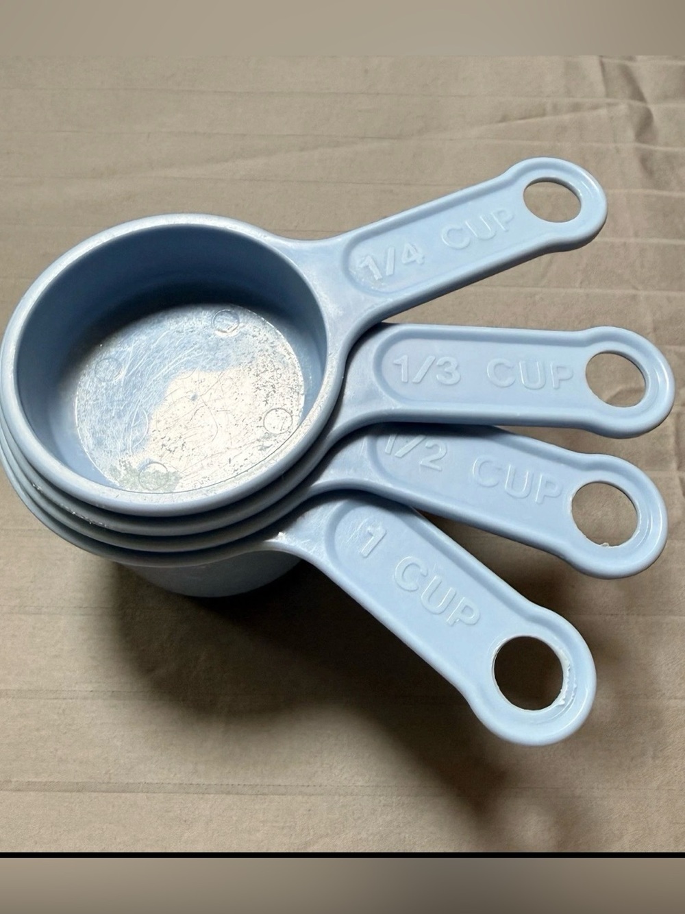 Vintage Rubbermaid Measuring Cups 8315 Country Blue Set of 4